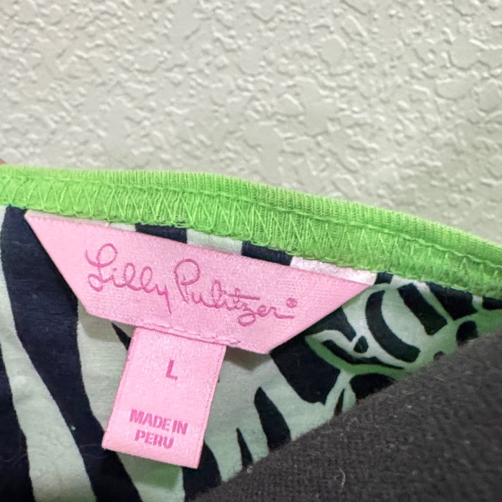 Lilly Pulitzer Light Green Long Sleeve Top with Button Details - Picture 2 of 5